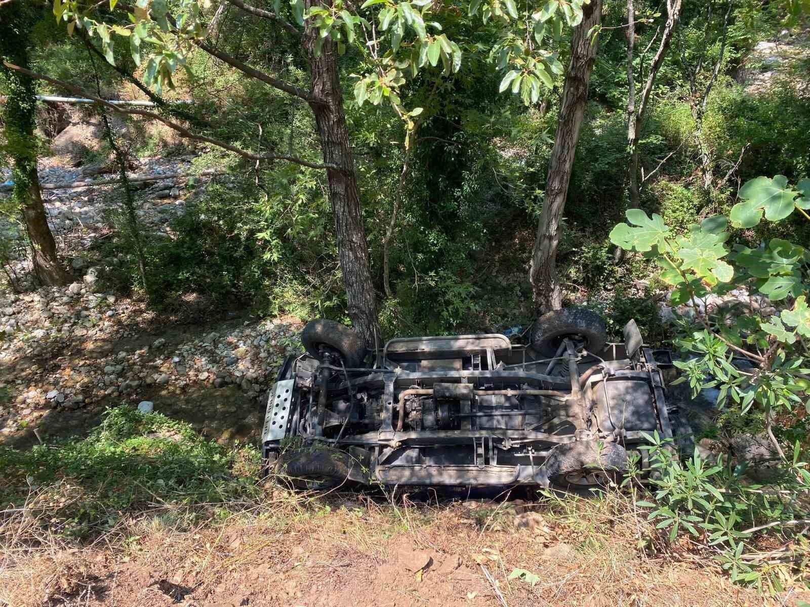 Alanya'da safari aracı devrildi: 11 yaralı