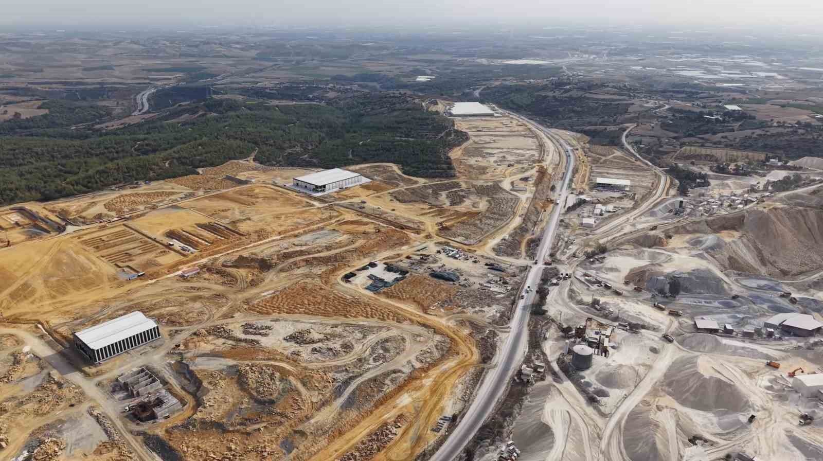 TÜİOSB'den sanayicilere 200 bin metrekarelik yeni yatırım fırsatı