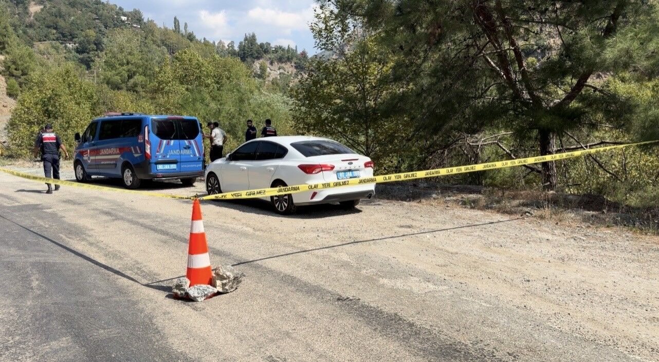 Osmaniye'de otomobil 50 metrelik uçuruma yuvarlandı: 1 ölü, 1 yaralı