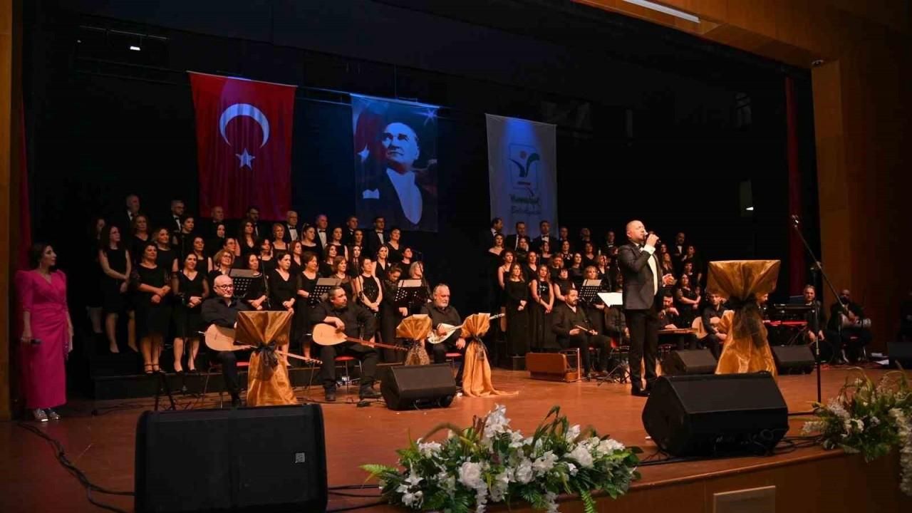 Manavgat Belediyesi THM Korosundan arabesk konseri