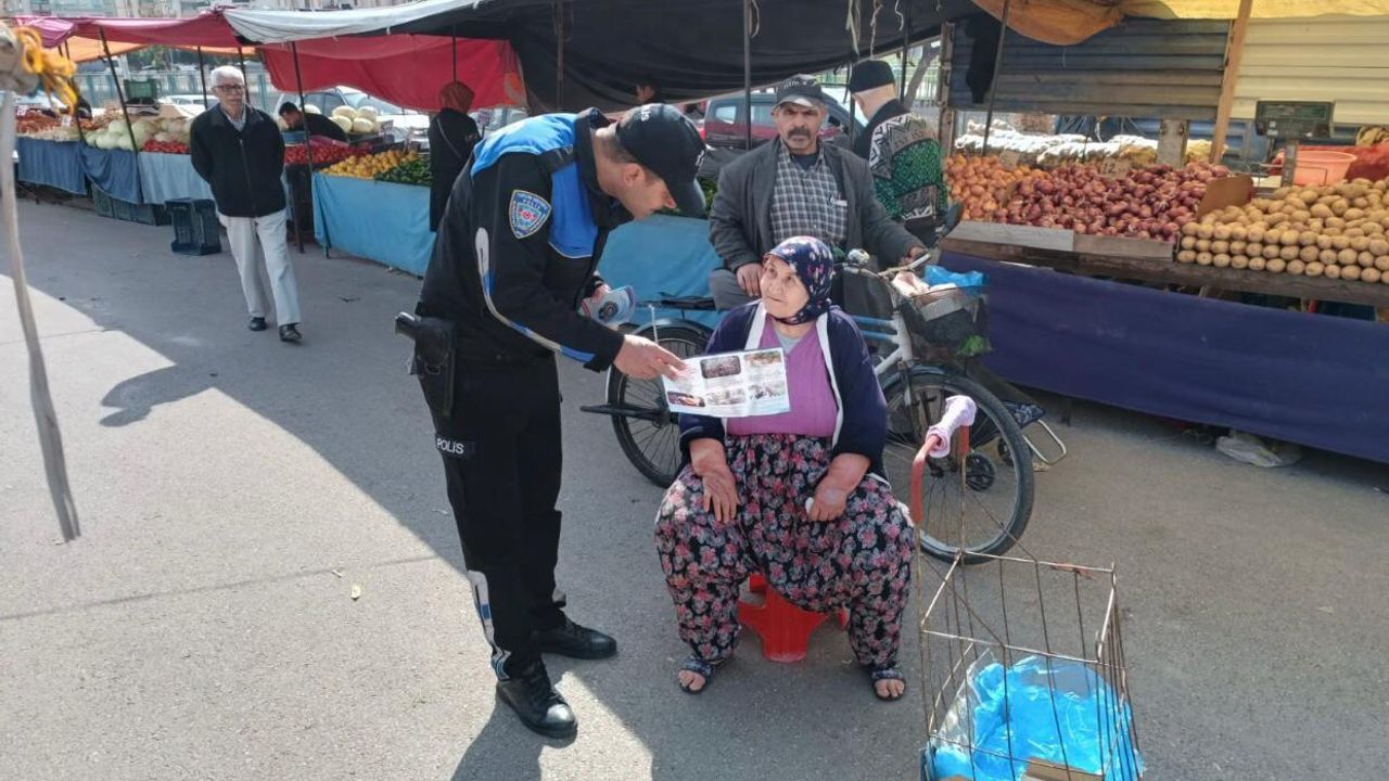 Polisten pazar esnafına ve vatandaşlara “dolandırıcılık ve hırsızlık” uyarısı