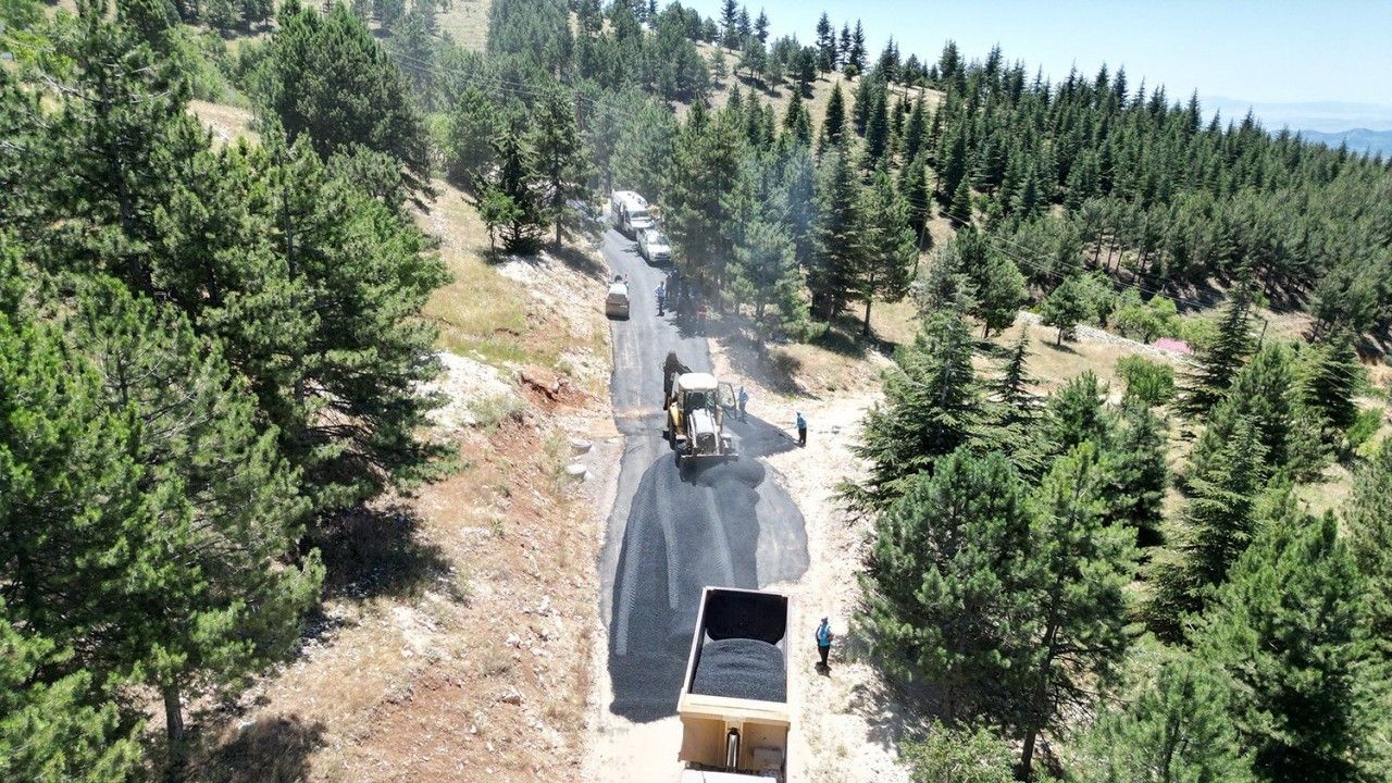 Dulkadiroğlu Belediyesi’nden asfalt atağı