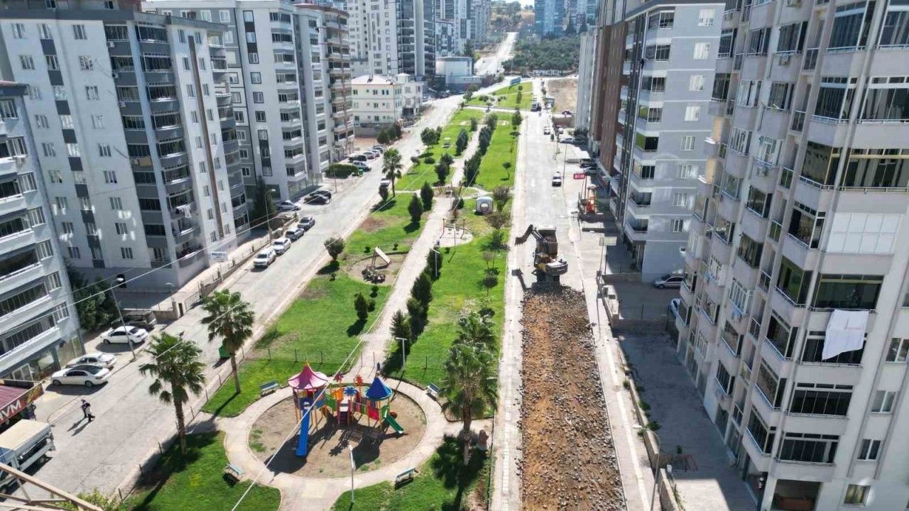 Onikişubat Belediyesi’nden asfalt atağı