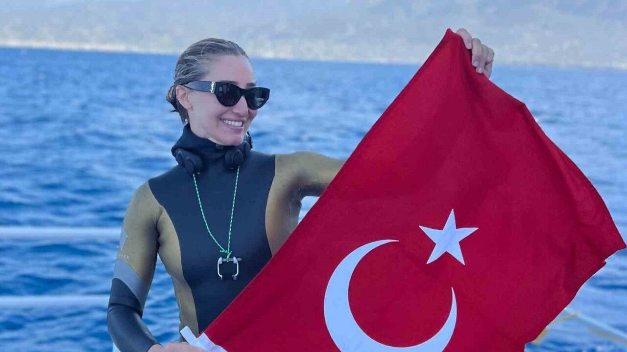 Serbest Dalış Dünya Rekortmeni Şahika Ercümen dünya listesinde