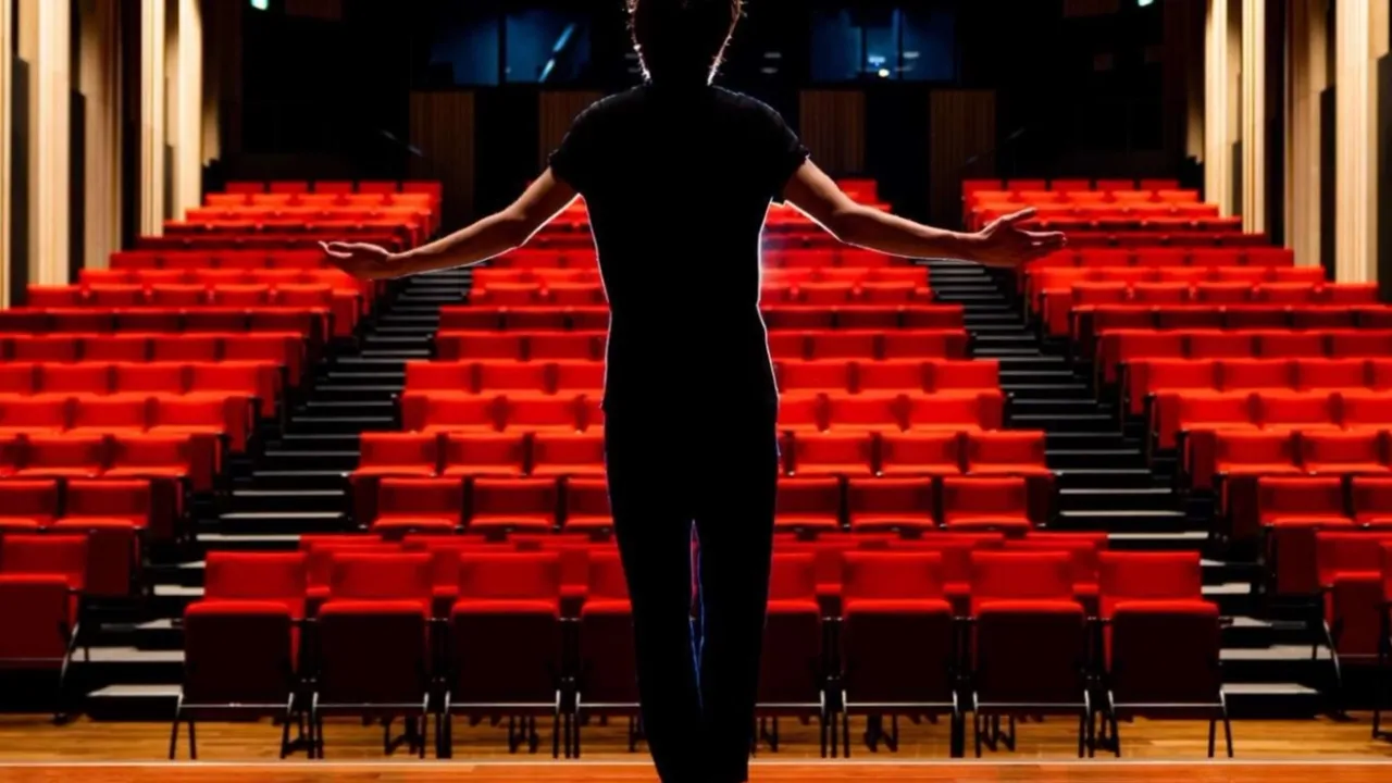 Özel tiyatrolara destek güncellendi... Başvuru süreci ve kategoriler değişti!