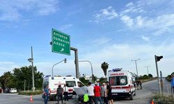 Otobüsle çarpışarak hurdaya dönen Tofaş’ın sürücüsü yaralandı