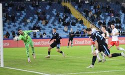 Ziraat Türkiye Kupası: Adana Demirspor: 4 - Sebat Gençlikspor: 3