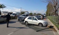 Makas atan araç kazaya sebep oldu: 2 yaralı