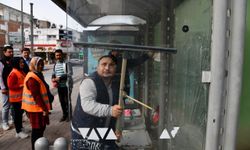 Osmaniye’de otobüs duraklarında genel temizlik çalışması