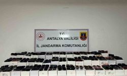 Aksu’da araçta bin 500 adet kaçak güneş gözlüğü çıktı