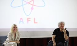 Prof. Dr. Ömer Özkan:" SMA tedavisi patentini bir kişi aldığı için başkası üretemiyor, 2 milyon dolar verilmek zorunda kalınıyor"