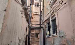 Bina dışına kurulan yük asansörü düştü: 80 yaşındaki kadın hayatını kaybetti