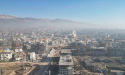 Deprem bölgesinden Bakan Kurum’a destek: "Böyle şantiye şefine can kurban"