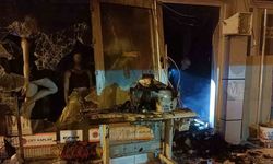 Isparta’da iç giyim mağazasında çıkan yangın itfaiye ekiplerince söndürüldü