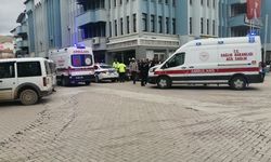 Isparta’da motosikletle otomobil çarpıştı: 1 yaralı