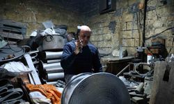 Kahramanmaraş’ta bakır ustalarının çekiç sesleri asırlık çarşıda hâlâ yankılanıyor