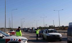 Mersin'de otoyollarda trafik denetimleri aralıksız sürüyor