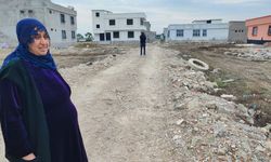 Seyhan'da yeni yapılan evler yolsuz kaldı: Vatandaşlar mağdur