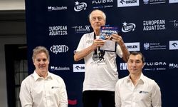 Başarıya doymuyor... 80 yaşındaki milli yüzücümüzden Avrupa'da 3 rekor daha geldi