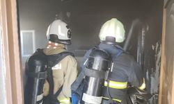 Defne'de yanan ev kullanılmaz hale geldi