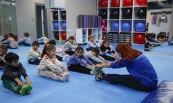 Kaş Ova Spor Salonu Kaşlı çocukların ortak buluşma noktası oldu