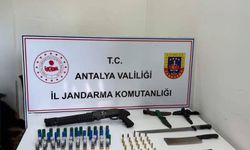 Kepez'de jandarmadan ruhsatsız silah operasyonu