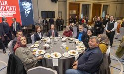 Seçer: 'Şehitlerimiz bu ülkenin onurunu omuzlarında taşıdı'