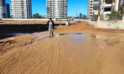 Vatandaşın çamur ve toz isyanı