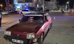 Gazipaşa'da motosiklet ile otomobil çarpıştı: 2 yaralı