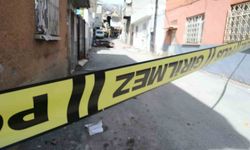 Kahramanmaraş'ta fırtına çatıları uçurdu