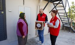 Mersin'de 13 ilçede 120 bin Ramazan kolisi dağıtılıyor