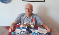 80’lik Şampiyon Durmuyor! Milli Yüzücü Behçet Kurtiç Rekor ve Madalyalara Doymuyor