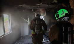 Antakya'da müstakil ev yanarak kullanılmaz hale geldi
