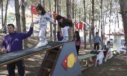 Tarsus Gençlik Kampında üç kuşak bir araya geldi