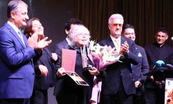 Uluslararası Tiyatro Festivali'nde, 'Yaşam Boyu Başarı Ödülü' sahibini buldu