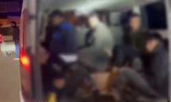 Balık istifi gibi kaçak göçmen taşıyan organizatöre 181 bin TL trafik cezası