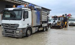 Hatay Büyükşehir Belediyesi ekipleri, 110 noktaya müdahale ederek 32 vatandaşı kurtardı