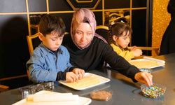 Kahramanmaraş'ta özel çocuklar kendi kurabiyelerini yaptı: Hem öğrendiler hem eğlendiler