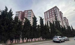 Saldırıyı gerçekleştiren öğrencinin ailesinin yaşadığı sitede sessizlik hakim