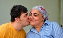Antalyalı anne ömrünü Down sendromlu oğluna adadı: 'O sağ olsun bana yeter'