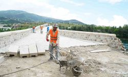 Kahramanmaraş'ta tarihi Ceyhan Köprüsü yenileniyor