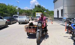 Kurbanlıkları sepetli motosikletlerle taşıdılar