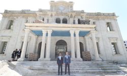 Tarihi valilik binasında restorasyon çalışmaları sürüyor
