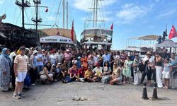 Özel bireyler 'Yaza merhaba' etkinliğinde Akdeniz'e açıldı