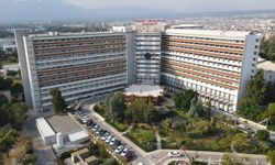 Akdeniz Üniversitesi'nde 3'üncü rahim nakli operasyonu başladı