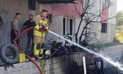 Antakya'da yaşanan yangında motosiklet kullanılmaz hale geldi