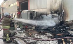 Antakya'da mobilya atölyesinde yangın paniği