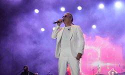 Çelik, Kahramanmaraş'ta sahne aldı