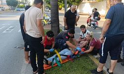 Kasise hızlı giren motosiklet sürüklendi: 1 yaralı