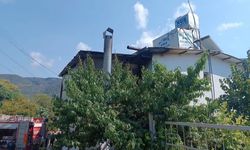 Arsuz'da ev yangını büyümeden söndürüldü